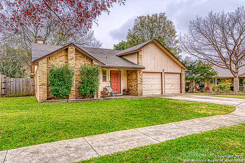 Forest, LIVE OAK, TX 78233