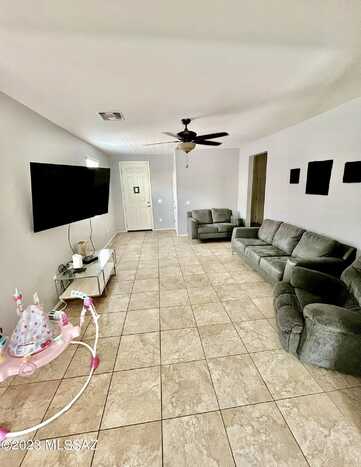 Leeward Cove, TUCSON, AZ 85757