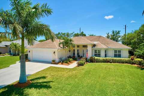 Stephanie, VERO BEACH, FL 32968