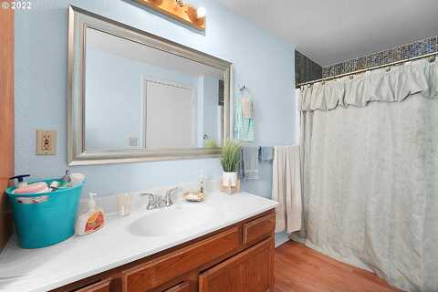 86Th, PORTLAND, OR 97266
