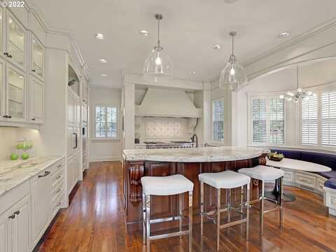 Lakeview, LAKE OSWEGO, OR 97035
