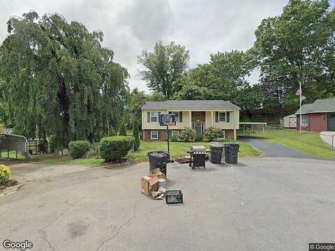 Grove, ROANOKE, VA 24012