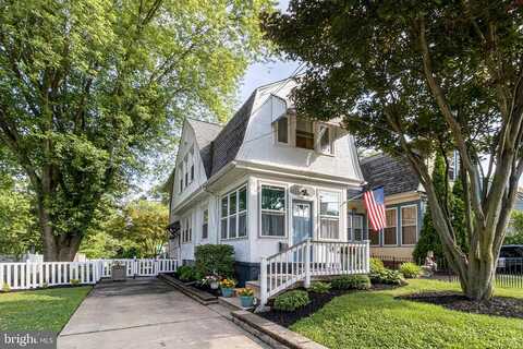 Llanwellyn, GLENOLDEN, PA 19036