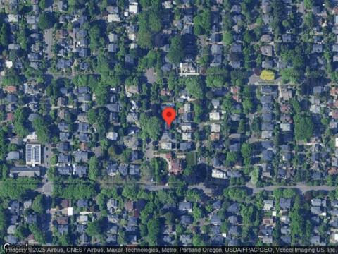 17Th, PORTLAND, OR 97212
