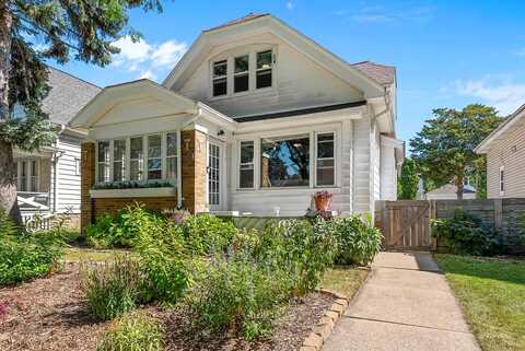 59Th, MILWAUKEE, WI 53214