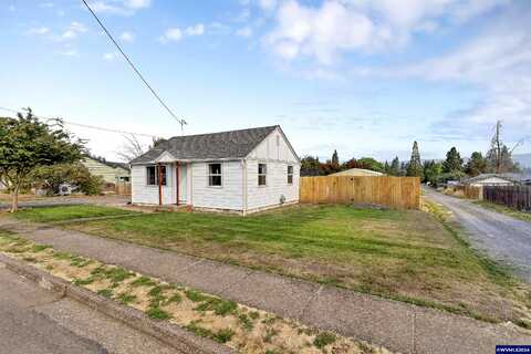 Elm, SWEET HOME, OR 97386