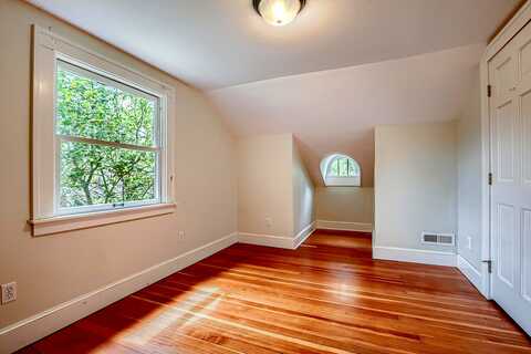 17Th, PORTLAND, OR 97212