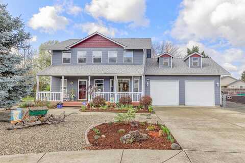 Lucas, EAGLE POINT, OR 97524