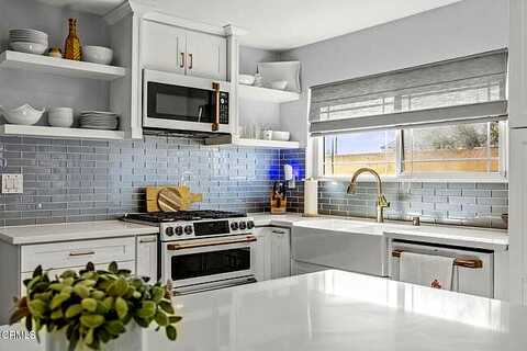 Highland, OXNARD, CA 93033