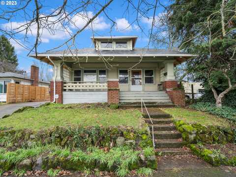 84Th, PORTLAND, OR 97216