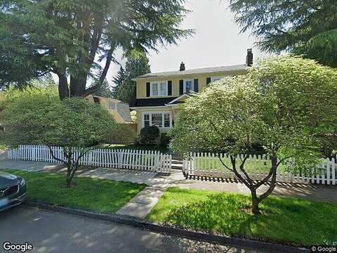Skidmore, PORTLAND, OR 97211