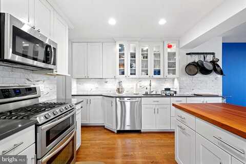 Troy, ARLINGTON, VA 22206