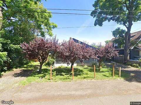 Cora, PORTLAND, OR 97266