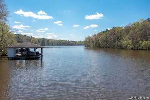 Summit, BRACEY, VA 23919