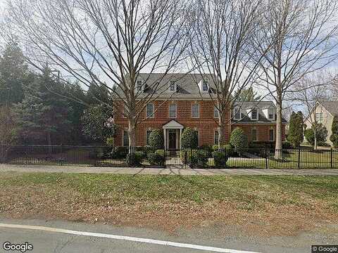 Linway, MC LEAN, VA 22101