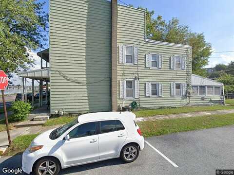 Front, LEMOYNE, PA 17043