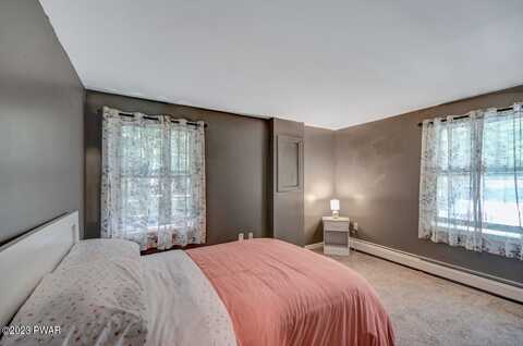 Forest View, HAWLEY, PA 18428