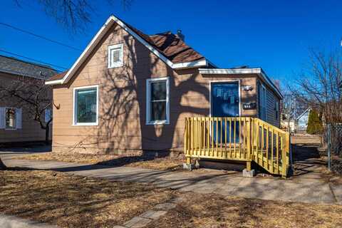 Johnson, LA CROSSE, WI 54601
