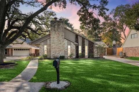 Kevin, HOUSTON, TX 77043