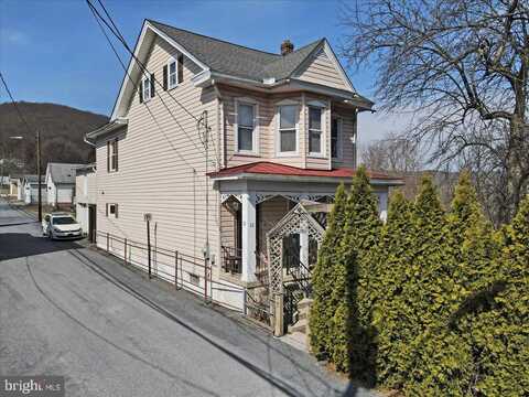 Chestnut, JIM THORPE, PA 18229