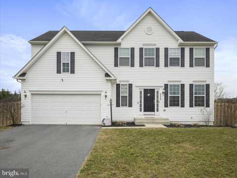 Scarlet, GREENCASTLE, PA 17225