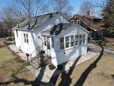 Elm, NEENAH, WI 54956