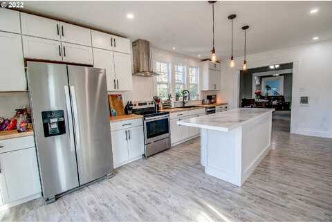 6Th, COTTAGE GROVE, OR 97424