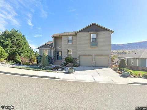Akamai, EAST WENATCHEE, WA 98802