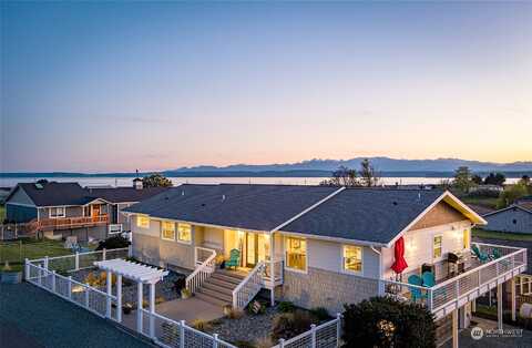 Lighthouse, FREELAND, WA 98249
