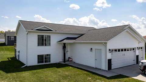 Mayek, WAUPACA, WI 54981
