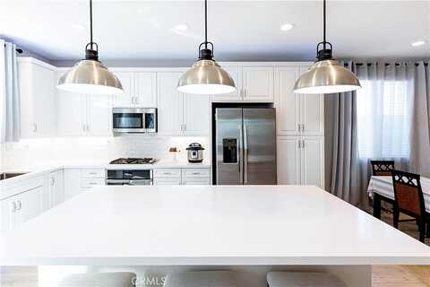 Richardson, MENIFEE, CA 92584