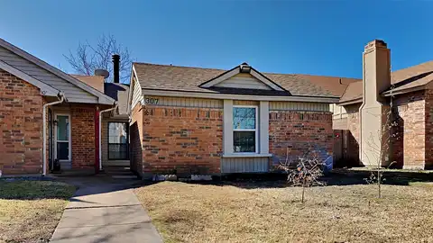 Navarro, GRAND PRAIRIE, TX 75052