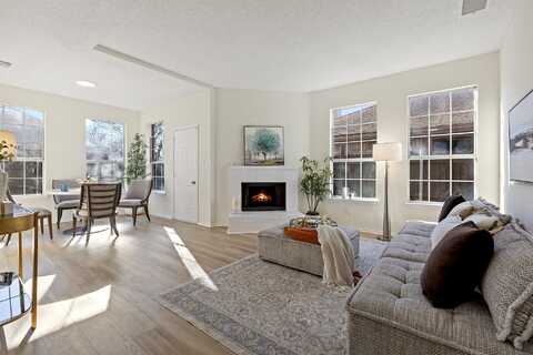 Lombard, DUNCANVILLE, TX 75137