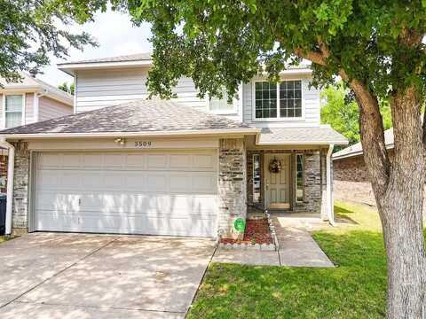 Apple Valley, DALLAS, TX 75227