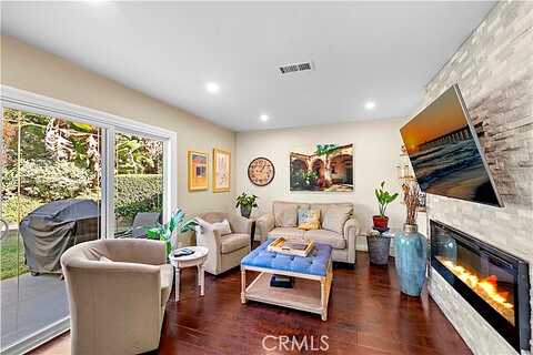 Via Machado, MISSION VIEJO, CA 92692