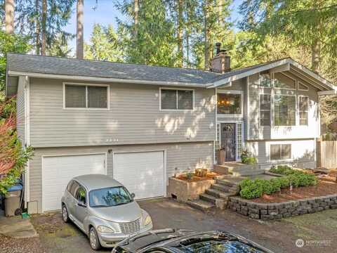 Summer, PORT ORCHARD, WA 98366