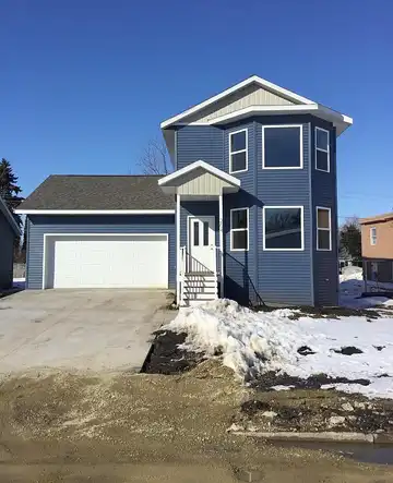 Main, DODGE CENTER, MN 55927