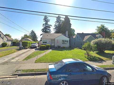 17Th, PUYALLUP, WA 98371