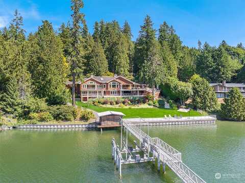Hidden Cove, BAINBRIDGE ISLAND, WA 98110