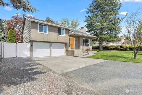 11Th, EAST WENATCHEE, WA 98802