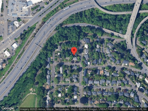 10Th, PORTLAND, OR 97219