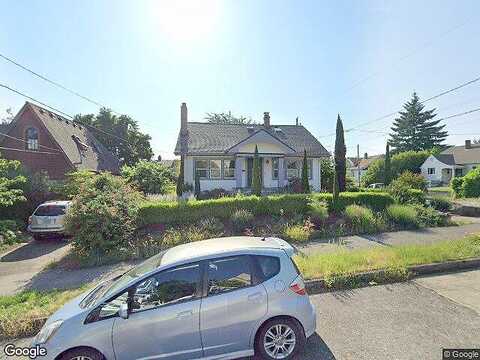 18Th, PORTLAND, OR 97211