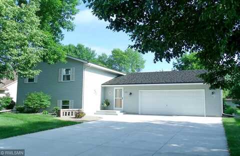 1St, GLENCOE, MN 55336