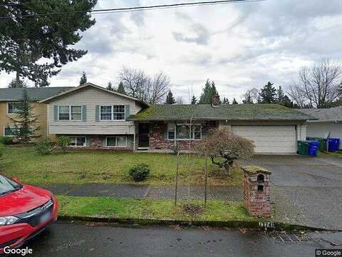 Couch, PORTLAND, OR 97230