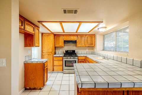 Lasky, CALIFORNIA CITY, CA 93505