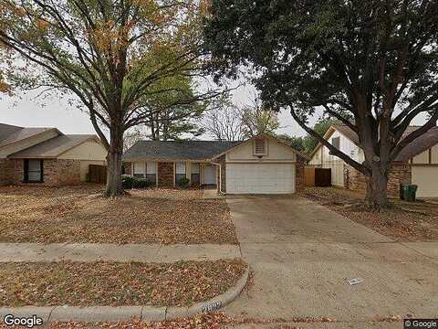 Glen Hollow, ARLINGTON, TX 76016