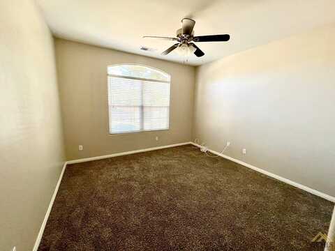 Cinderella, BAKERSFIELD, CA 93311
