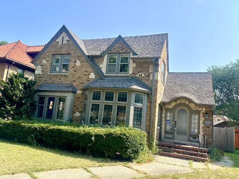 Sherman, MILWAUKEE, WI 53210