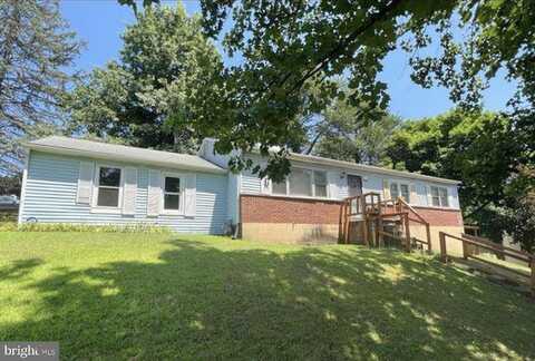 Adams, COATESVILLE, PA 19320