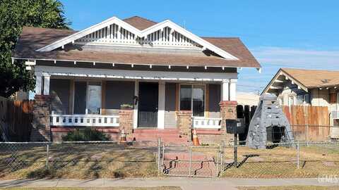 17Th, BAKERSFIELD, CA 93301